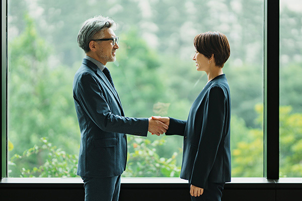 トレンドウオッチ | 日経電子版広告特集一覧