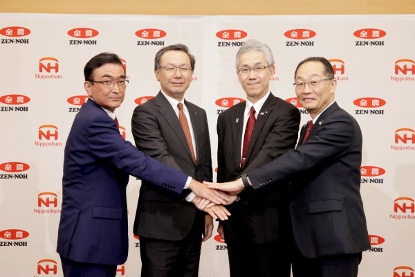 教育研修制度　ニューウェーブ集　株式会社アーバンプロデュース（51社事例集） 週刊 UR TECH Vol.8 KBFの尾形が着る“ひやサラクール” – URBAN